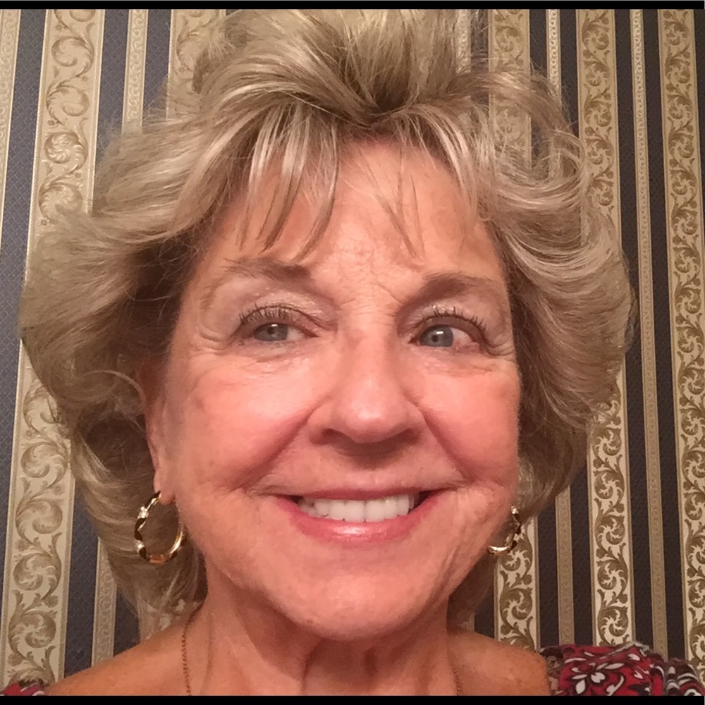 Meet your Posher, Nancy